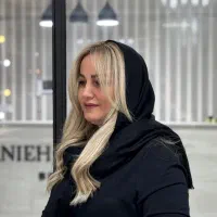 ارائه خدمات رنگ و لایت.|خدمات آرایشگری و زیبایی|ساری, |دیوار