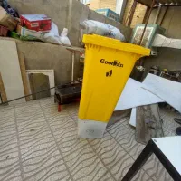 سطل اشغال بزرگ وکوچک