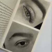 نقاشی داخل کتاب