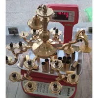 لوستر و آینه برمی دارم