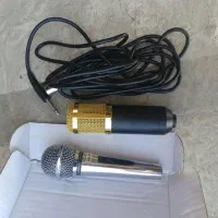 میکرفن و پایه