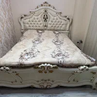 سرویس تخت خواب و میز آرایش و تشک ۱۶۰