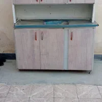 کابینت فلزی و آب چکان