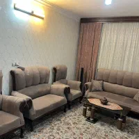 مبل میز تلویزیون ساعت میز ناهار خوری