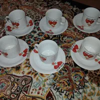 شش عدد فنجان همراه نلبکی