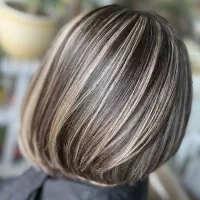 رنگ مو فرصت محدود|خدمات آرایشگری و زیبایی|بروجن, |دیوار