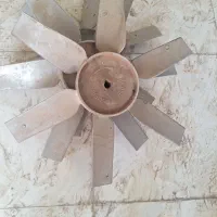تعدادی وسایل گلخانه‌ای