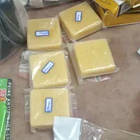 تعدادی صابون رنگی شامی