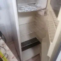 یخچال آزمایش