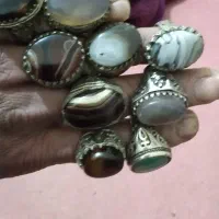 سنگهای زیبا نگین انگشتر .عقیق عقیق سلیمانی