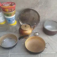 دو قابلمه دوتا تابه کتری سینی مناسب باغ باغچه|ظروف پخت‌وپز|ارومیه, |دیوار