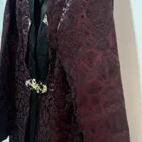 یک عدد مانتو مجلسی بادمجانی