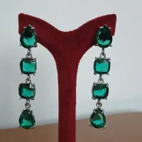 گوشواره نگینی