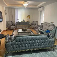 مبل کلاسیک 8 نفره با میز ناهار خوری 6 نفره و کنسول