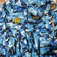 پوتین و لباس سربازی|لباس|گلپایگان, |دیوار