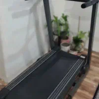 تردمیل ساده  دوسرعت سرعت تند کار نمی کنه