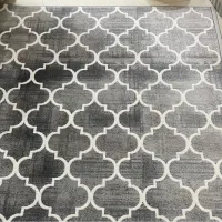 فرش ۴ متری کاملا سالم و تمیز