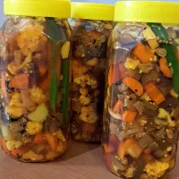 ترشی مخلوط اعلا خانگی