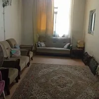 ۸۵ متری ۲ خوابه طبقه ۳ در شهرک ولیعصر