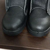 کفش،کار نگهبان