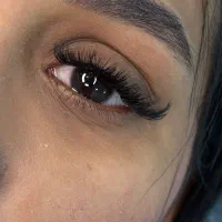 مدل جهت تکمیل آلبوم اکستنشن مژه