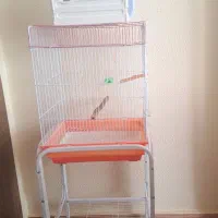 قفس + چهارپایه + اُتاقک