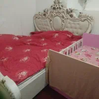 تخت دو نفره