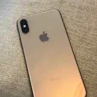 آیفون Xs Gold 64gig تمیز عکس با جزیات گذاشتم