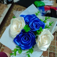 دسته گل ربانی|گل مصنوعی|تهران, فلسطین (میدان انقلاب)|دیوار