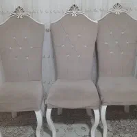 سلام نهارخوری ۴نفری  به علت کمبود جا میفروشم