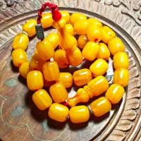 تسبیح کهربا بسیار خوش دست