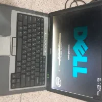 یک عدد لپتاپ مدل دل