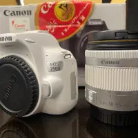 دوربین canon EOS 250D