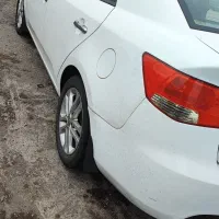 سراتو مدل ۲۰۱۵ موتور ۲۰۰۰ اتومات مونتاژ سری اول|خودرو سواری و وانت|رشت, گلسار|دیوار