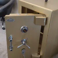 خریدوفروش گاوصندوق خرم