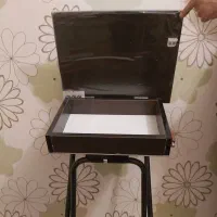 میز نماز باکس دار و صندلی ی|صندلی و نیمکت|قم, باغ کرباسی|دیوار