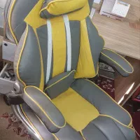 صندلی اداری اسپرت و راحت - در حد نو