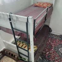 تخت دو طبقه