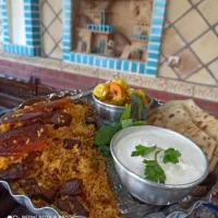 جذب نیروی آقا سالن دار و آشپز خانه