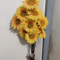 گلدان تزئینی مصنوعی