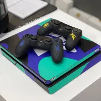 کنسول PS4 کارکرده همراه دو دسته