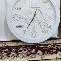 ساعت دیواری بزرگ