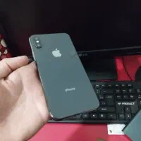 iPhone X 64