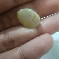 نگین بابا قوری زرد لامع مژه دار
