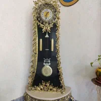 ساعت ایستاده پایه سنگی