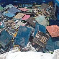 خرید و فروش ضایعات برد|لوازم جانبی موبایل و تبلت|کرمان, |دیوار