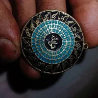 تعدادی سنگ و نشان قدیمی|جواهرات|تهران, امانیه|دیوار