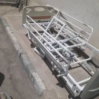 تخت چرخ دار