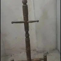 چوب لباسی ایستاده