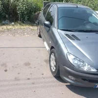 ۲۰۶مدل ۸۸ بدون آفتاب سوختگی موتوری و فنی بشرط